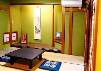 ryokan karasawa
