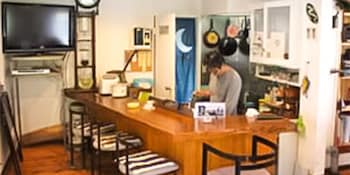 guest house shirahama r cafe caters to women