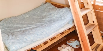 guest house shirahama r cafe caters to women