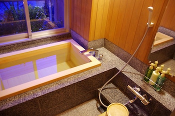 gero onsen yukyunohana