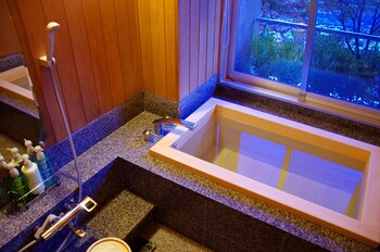 gero onsen yukyunohana