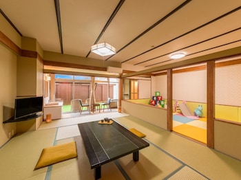 yukai resort shirahama saichoraku