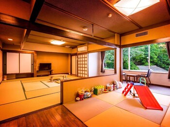 yukai resort shirahama saichoraku