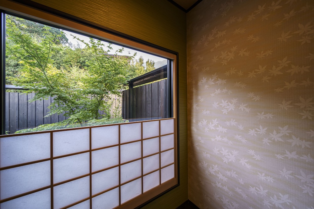 yufuin ryokan seikoen