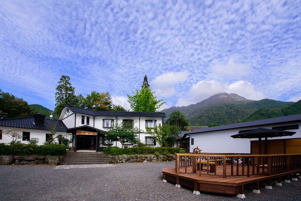 yufuin ryokan seikoen