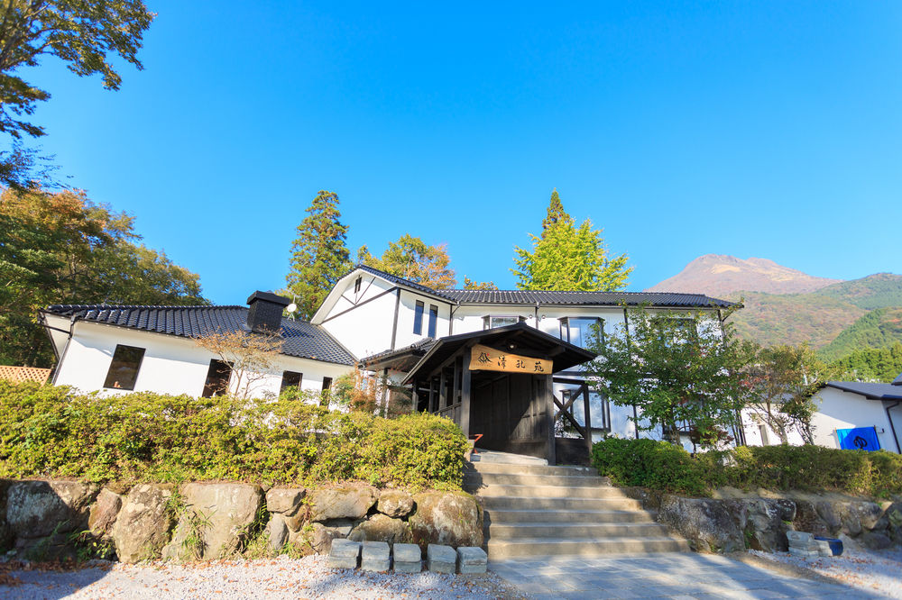 yufuin ryokan seikoen