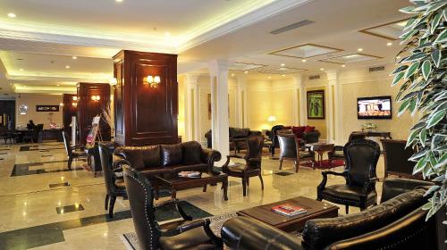 hotel monec