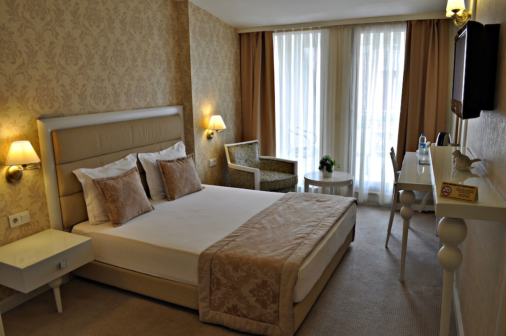 edirne palace adults only