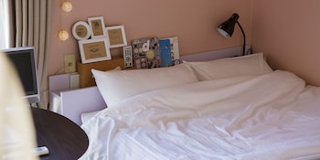 guesthouse life field