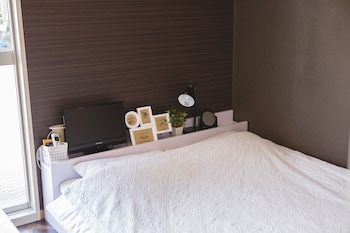 guesthouse life field