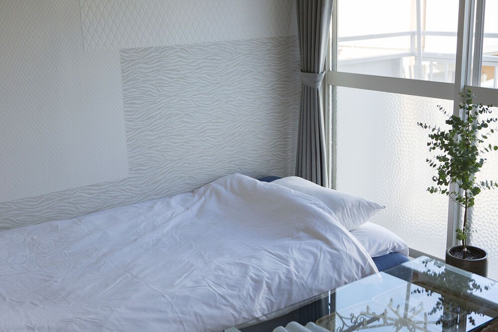 guesthouse life field