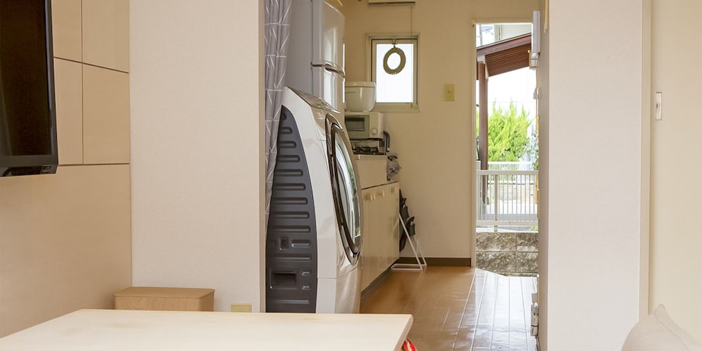 guesthouse life field