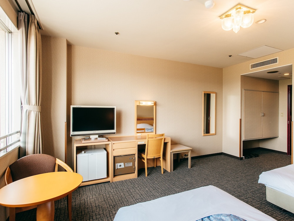 kamenoi hotel tondabayashi