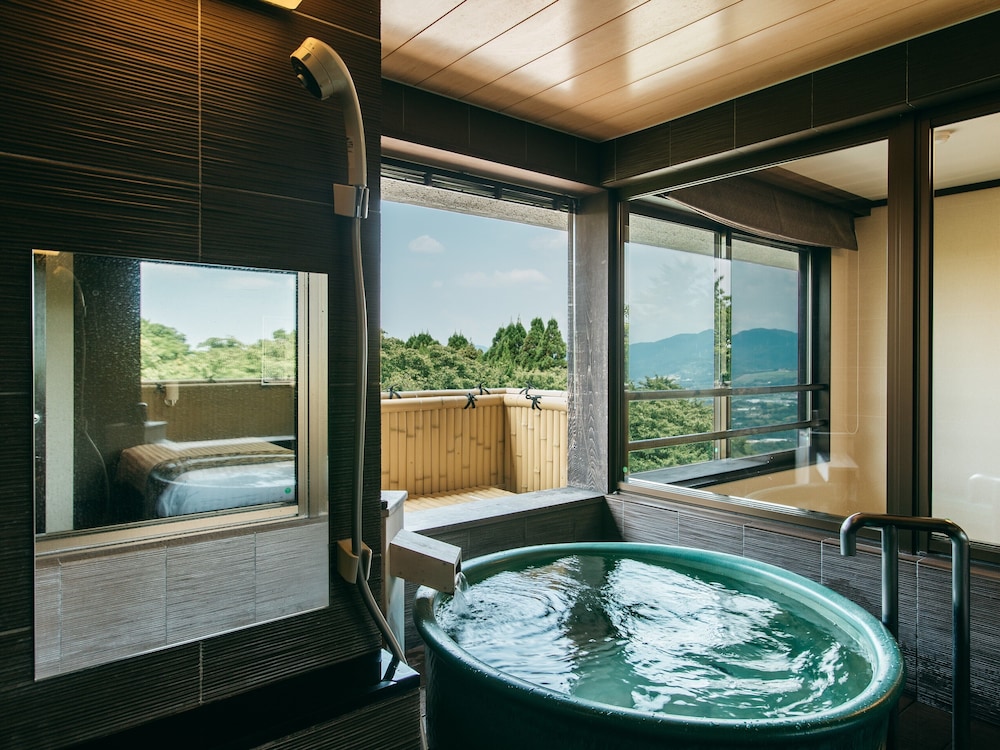 kamenoi hotel tondabayashi