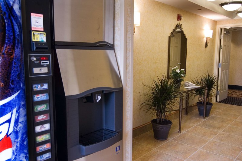 hampton inn easton