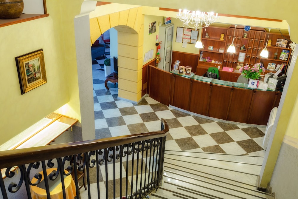 hotel columbia