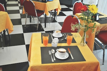 Hotel Columbia,Palermo Historical Center>>Palermo,2 star