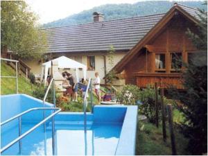 Hirschen-Dorfmuhle Gasthaus,Black Forest>>Biederbach,3 star