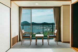 kamenoi hotel setouchi hikari