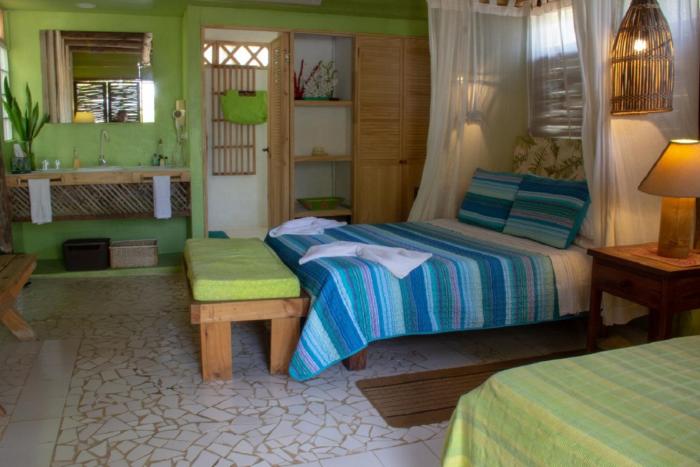 hotel playa scondida baru