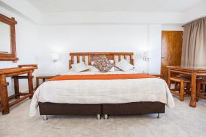 Hotel Lord Pierre,Avenida Colombia # 1B-106,3 star
