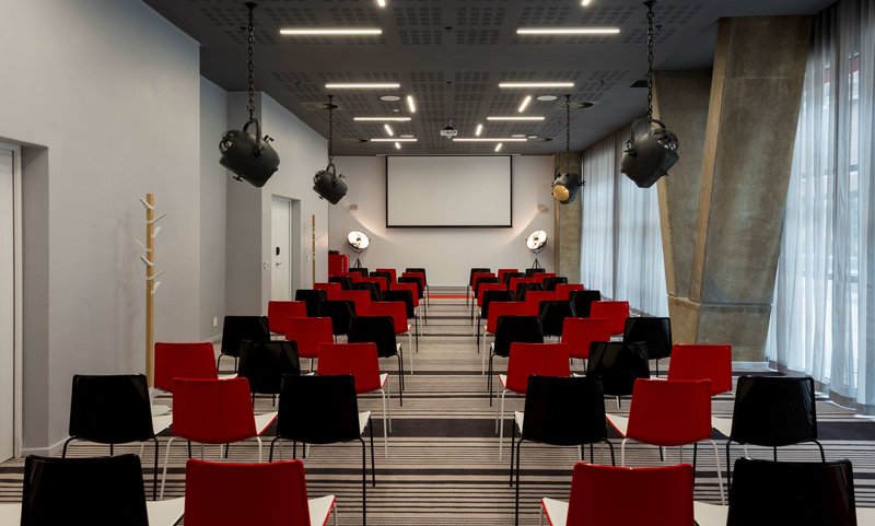 radisson red vanda waterfront cape town