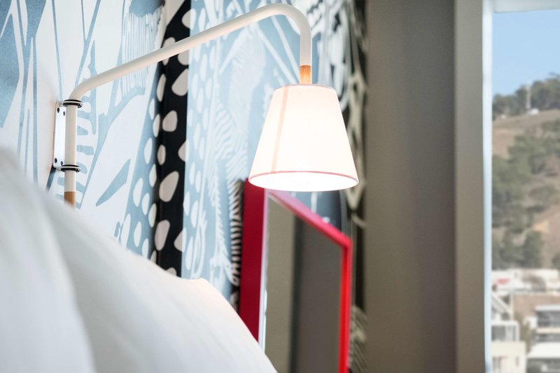 radisson red vanda waterfront cape town