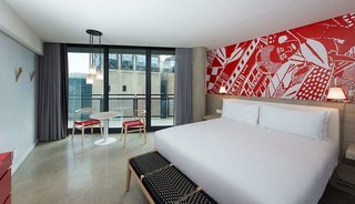 radisson red vanda waterfront cape town