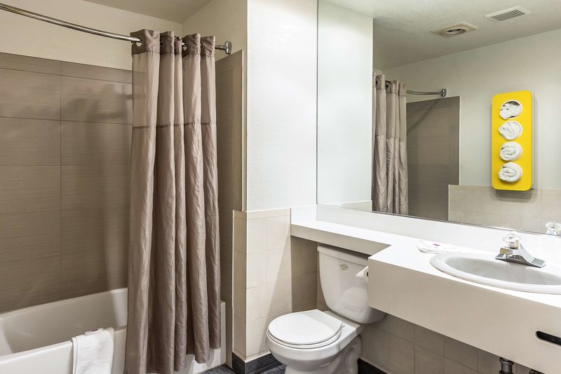 motel 6 elizabeth nj newark liberty intl airport