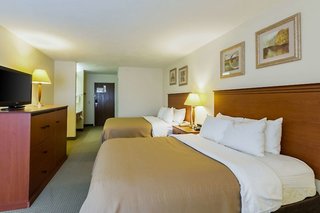 Baymont By Wyndham Omaha Sw,La Vista>>Chalco,2 star