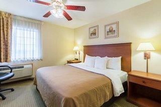 Baymont By Wyndham Omaha Sw,La Vista>>Chalco,2 star