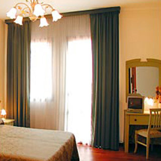 hotel altieri