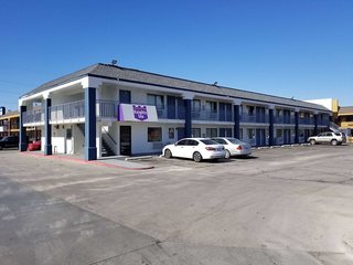Nights Stay Hotel,Near Cowan Park,2 star