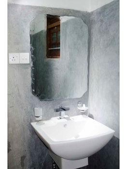 suwa arana resort and spa