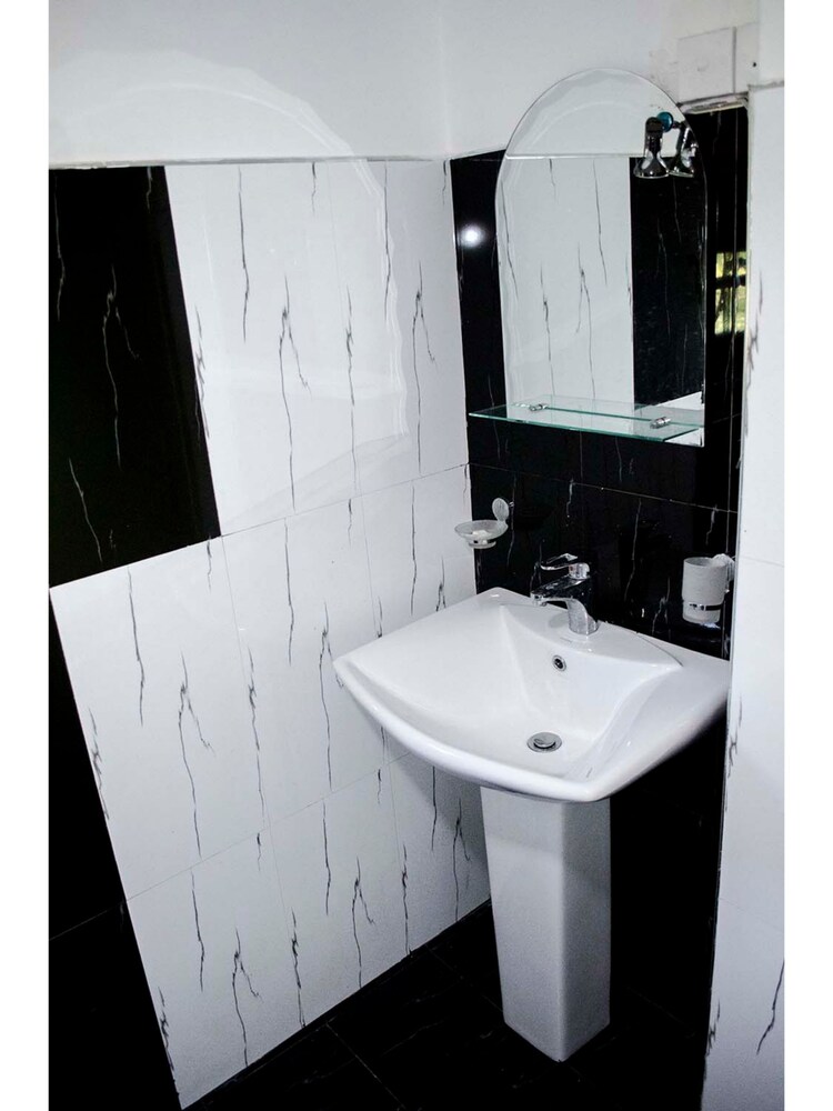 suwa arana resort and spa