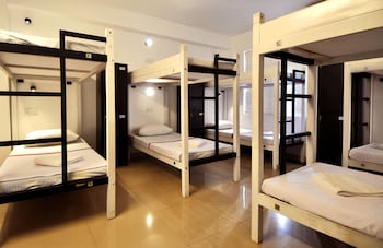 clock inn dehiwala hostel