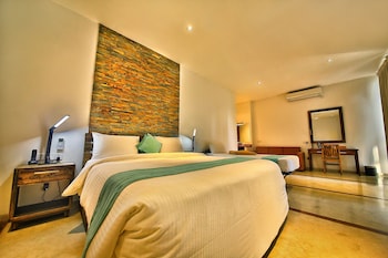 r degrees ambalangoda