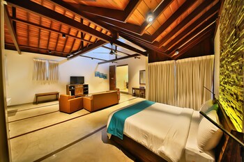 r degrees ambalangoda