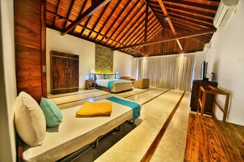 r degrees ambalangoda