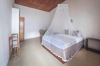 hostel first mirissa