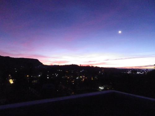 manudi glenfallsedge rest