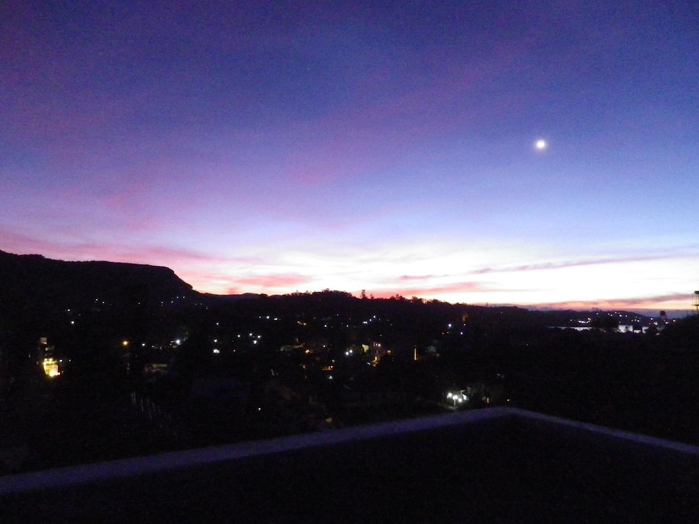 manudi glenfallsedge rest