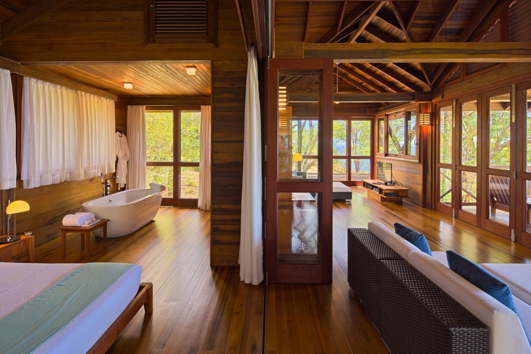 Secret Bay,Saint John Parish>>Portsmouth,5 star