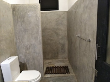 laras place unawatuna