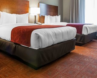 comfort suites farmington