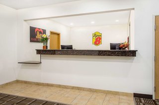 Super 8 By Wyndham Cedar Falls Ia - University,Waterloo>>Cedar Falls,2 star