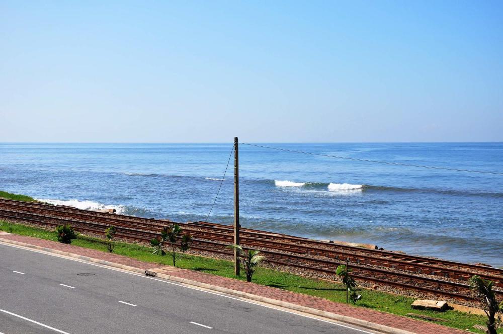 sea view apartment hotel colombo