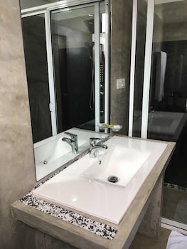 dumbara peak residence