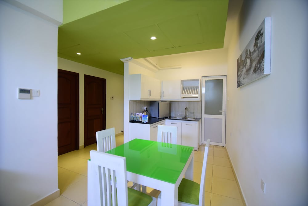 thilhara days inn