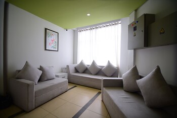 thilhara days inn